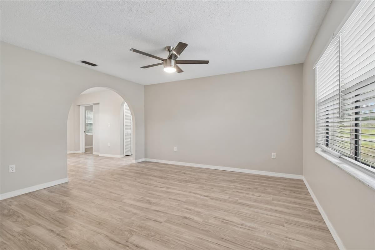 7949 KNIGHT DRIVE — photo 11 of 31