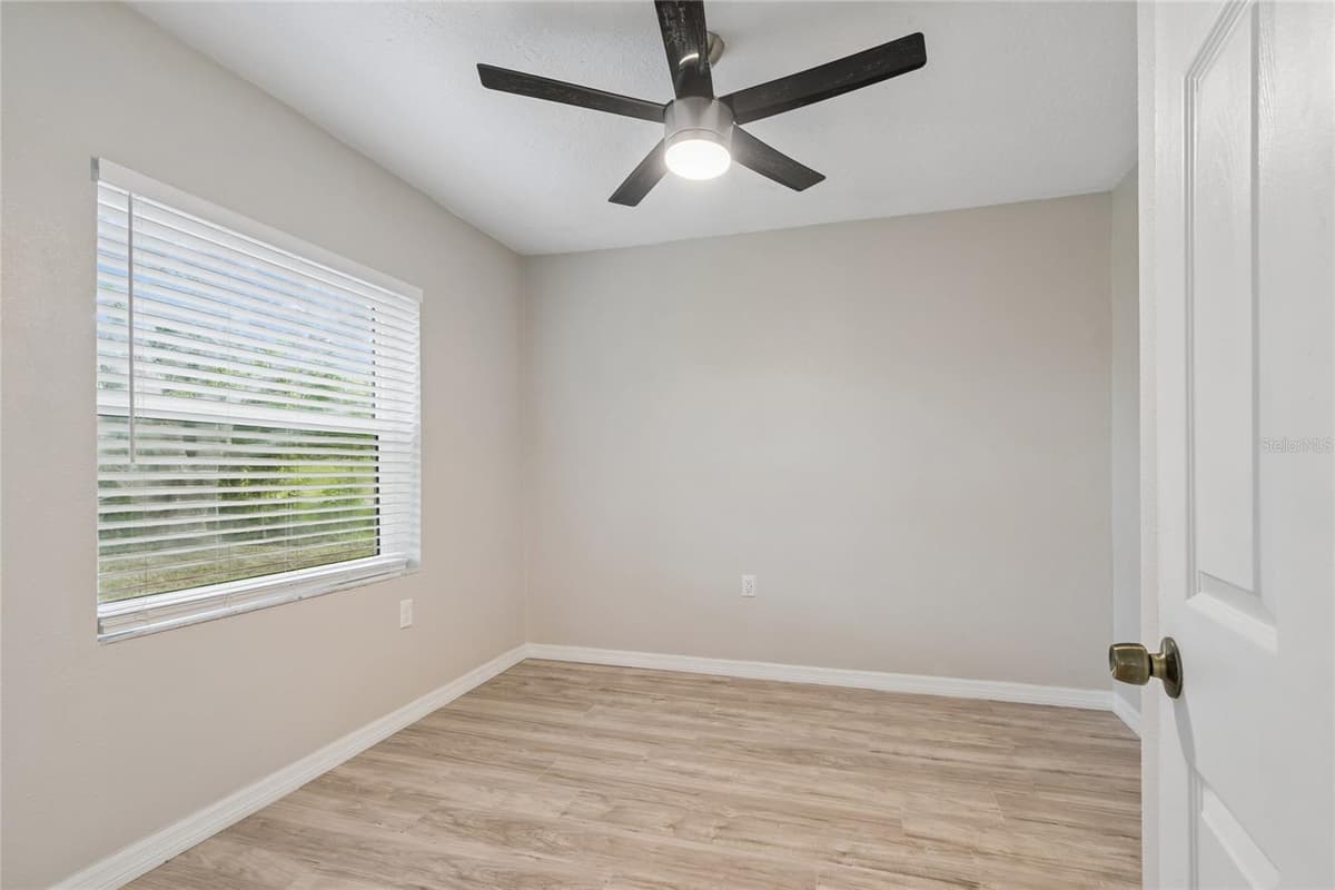7949 KNIGHT DRIVE — photo 28 of 31