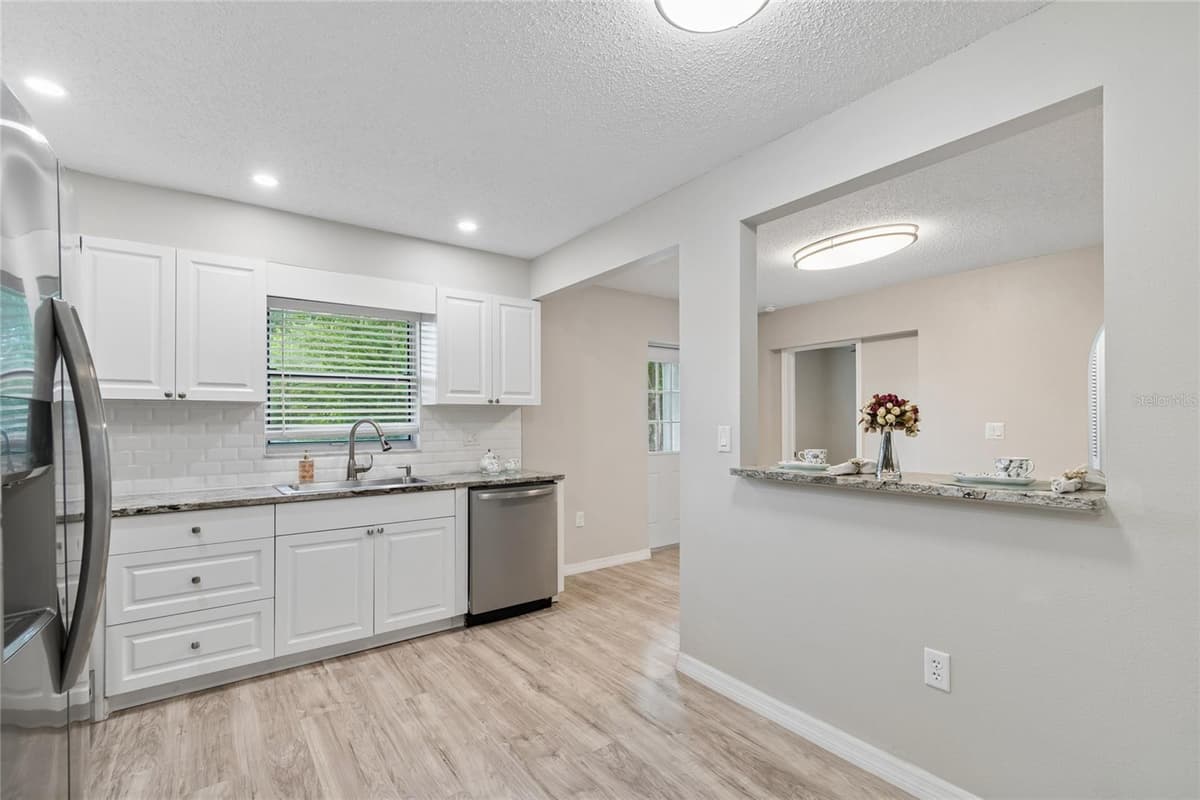 7949 KNIGHT DRIVE — photo 15 of 31
