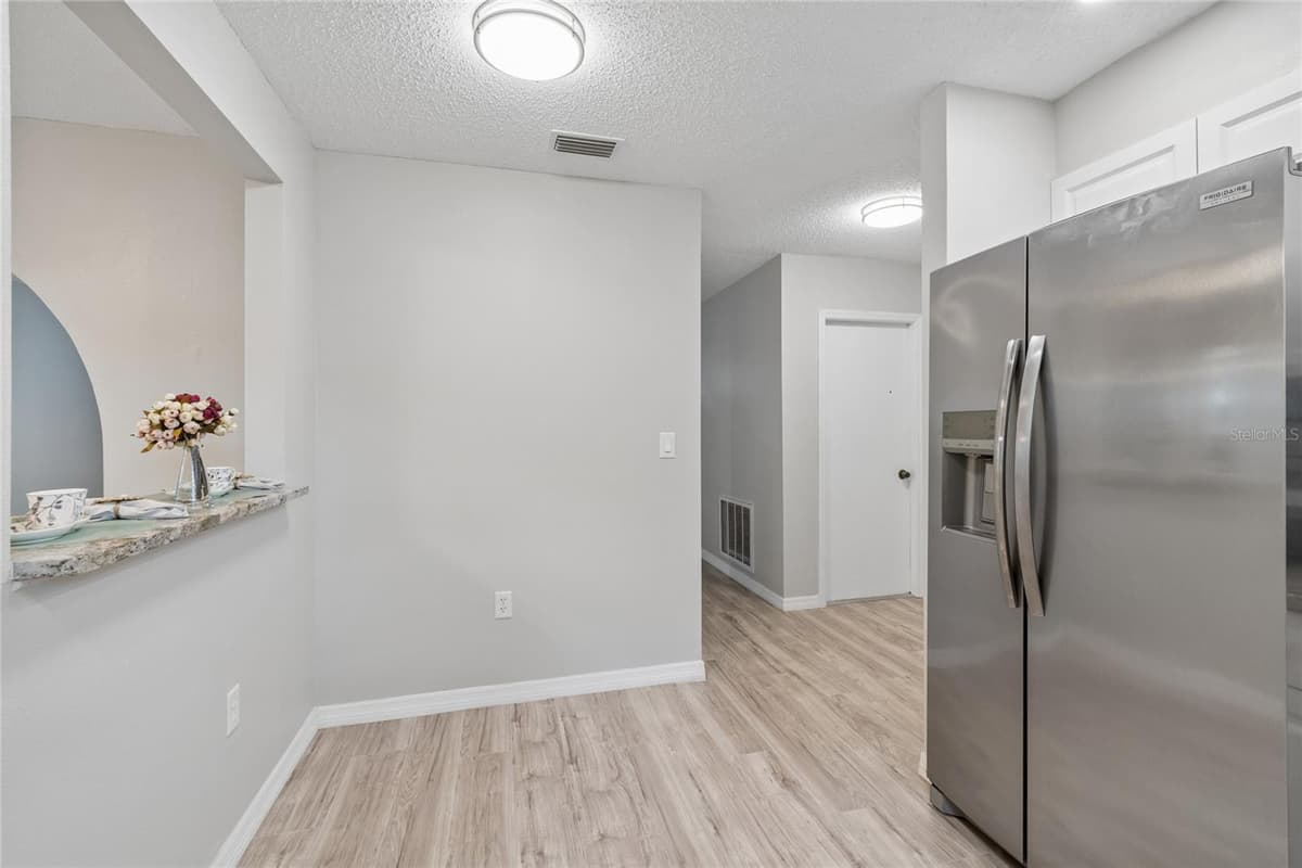 7949 KNIGHT DRIVE — photo 20 of 31
