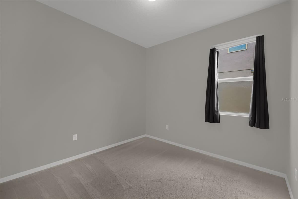 12112 CARSON DRIVE — photo 16 of 31