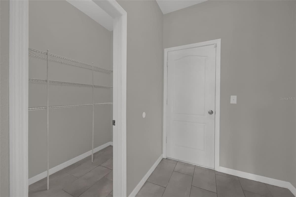 12112 CARSON DRIVE — photo 12 of 31