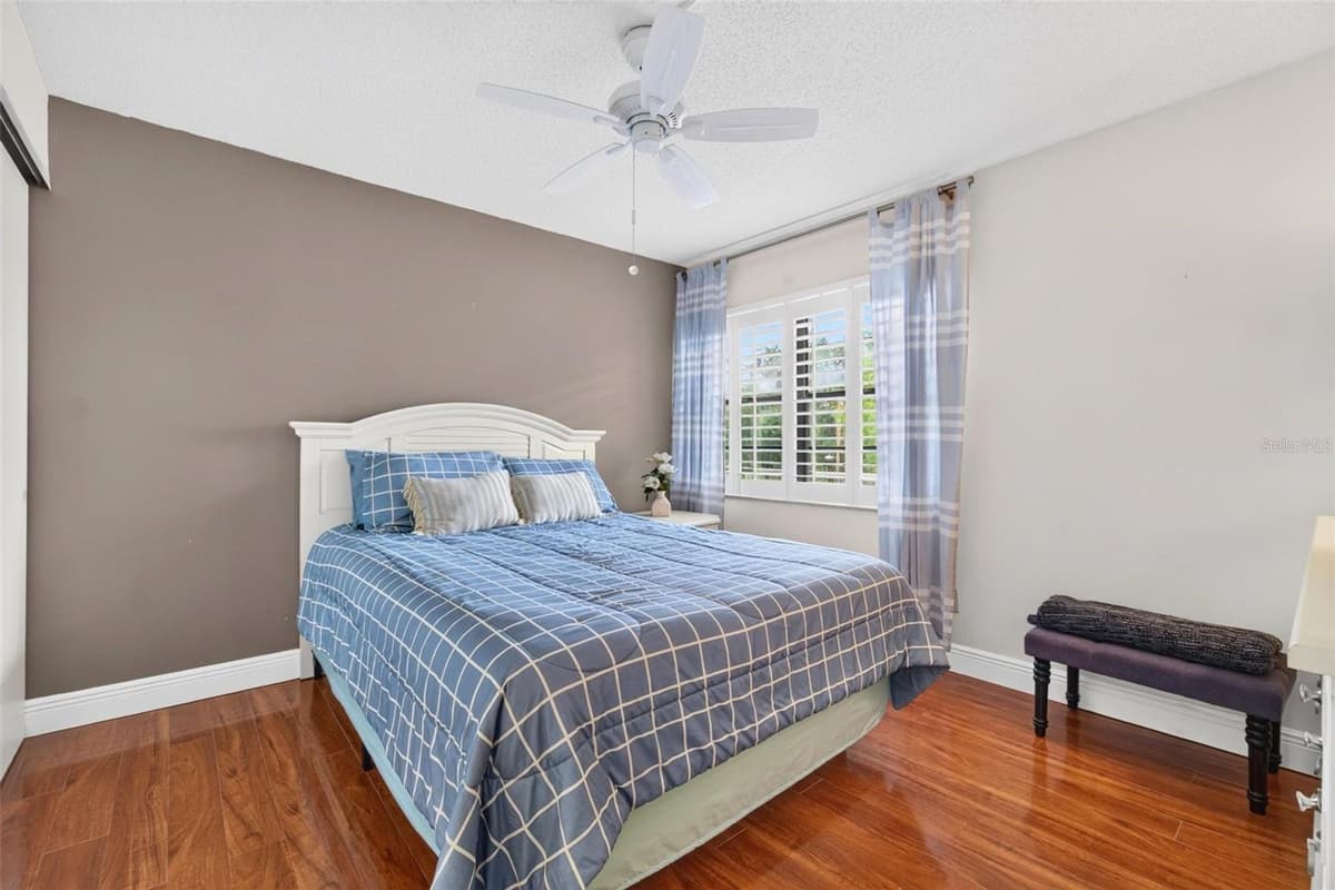 14130 ROSEMARY LANE — photo 15 of 38