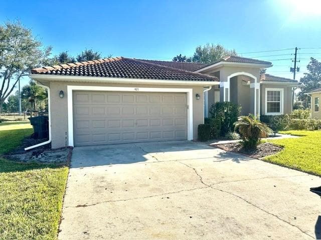 421 BAY LEAF DRIVE — photo 2 of 13