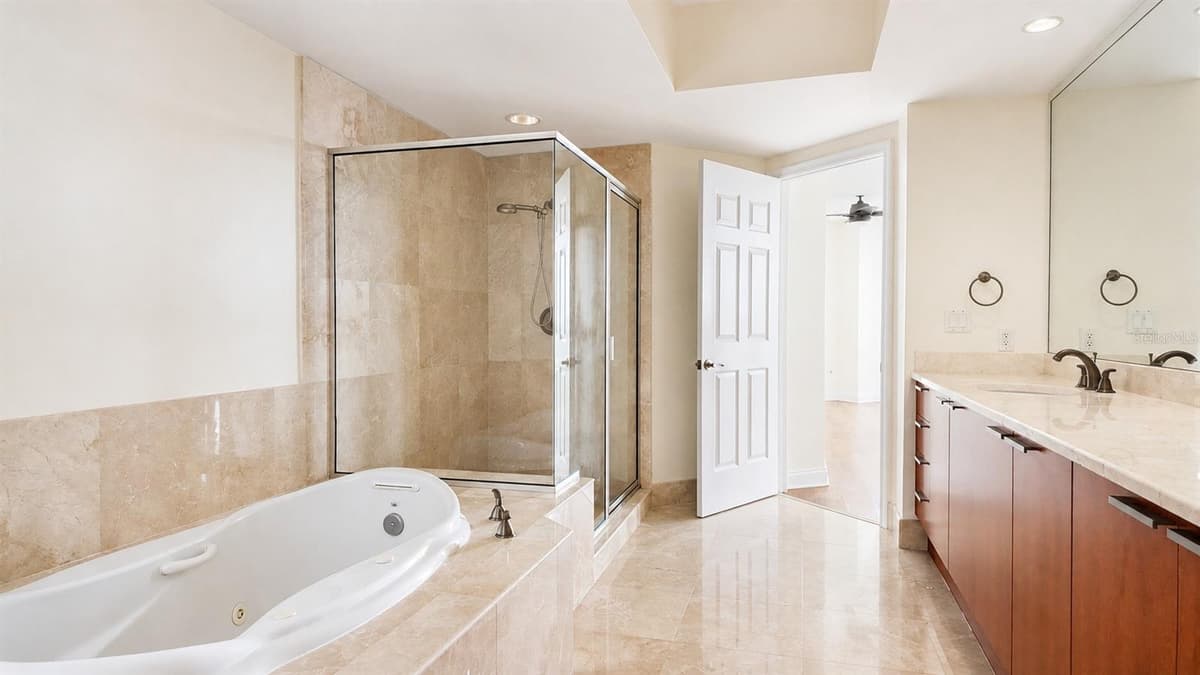 241 RIVERSIDE DRIVE — photo 12 of 44