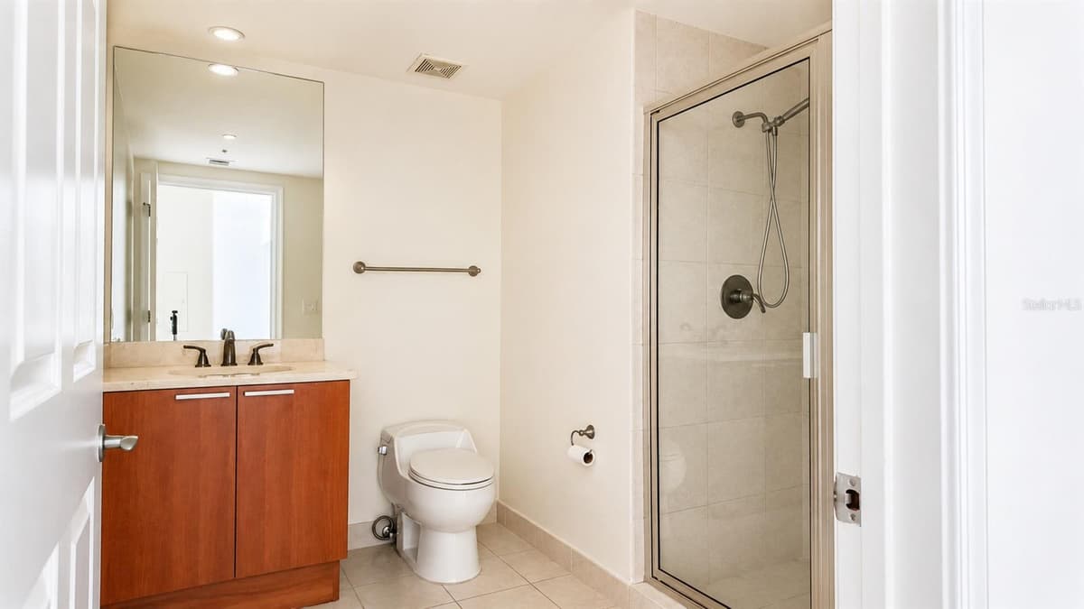 241 RIVERSIDE DRIVE — photo 9 of 44
