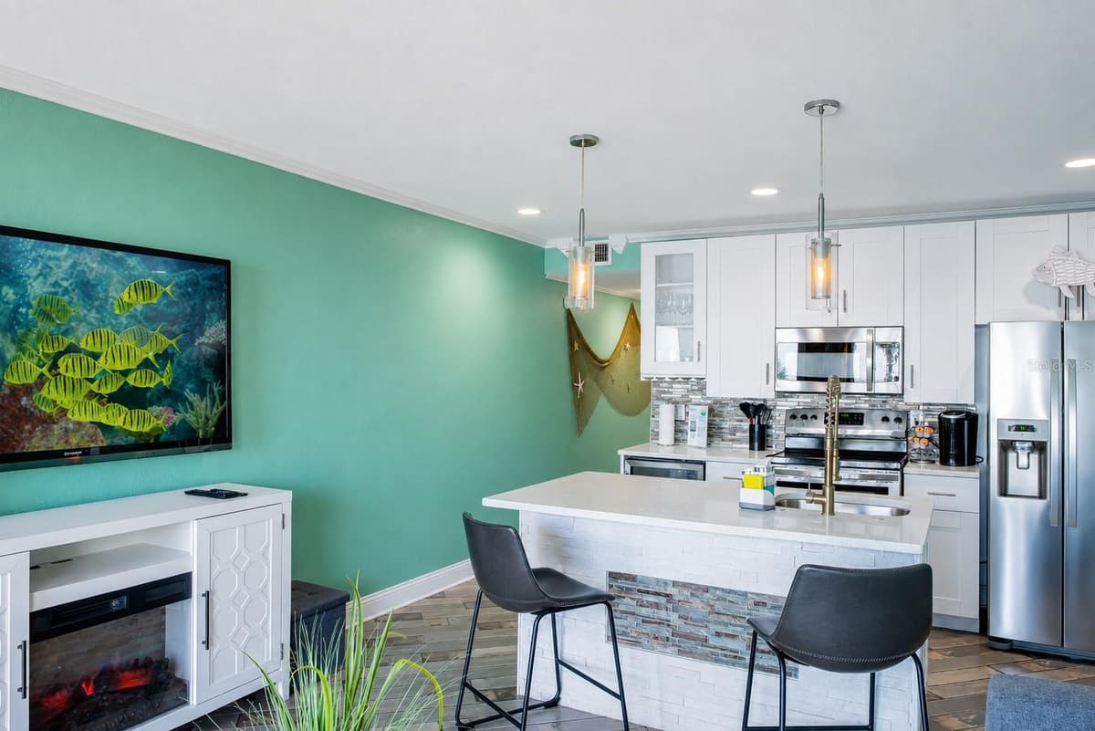 2506 ROCKY POINT DRIVE — photo 5 of 15