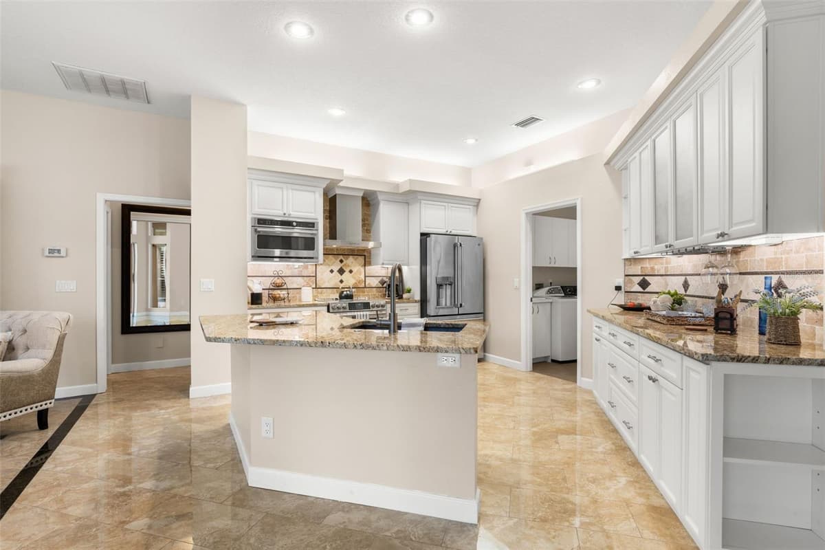 5501 STAG THICKET LANE — photo 30 of 58