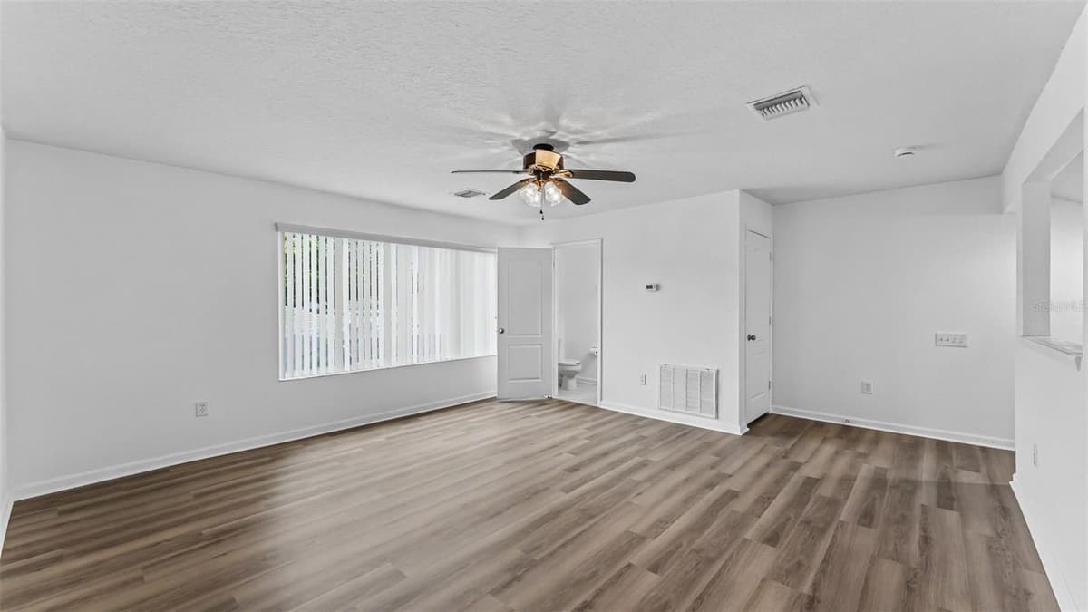 2041 HEARTLAND CIRCLE — photo 44 of 55