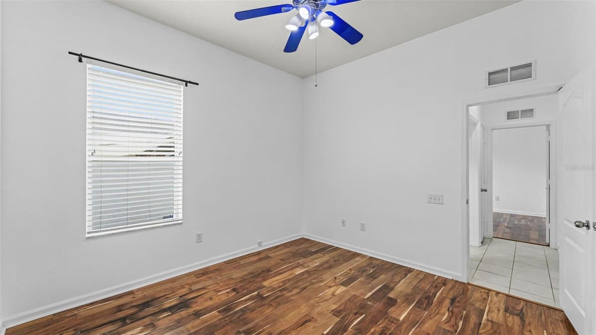 2041 HEARTLAND CIRCLE — photo 29 of 55