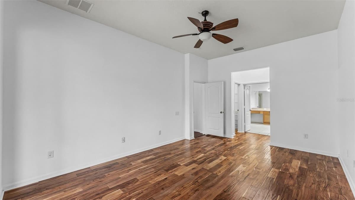 2041 HEARTLAND CIRCLE — photo 39 of 55