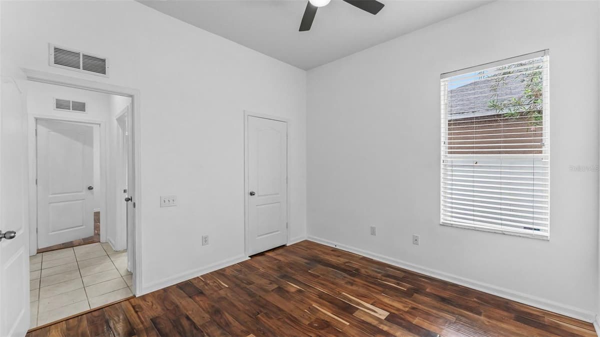 2041 HEARTLAND CIRCLE — photo 33 of 55