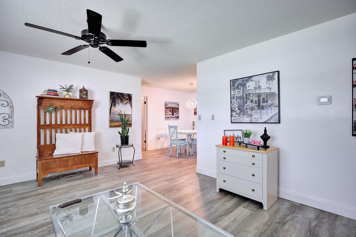 306 LARK TERRACE — photo 6 of 27