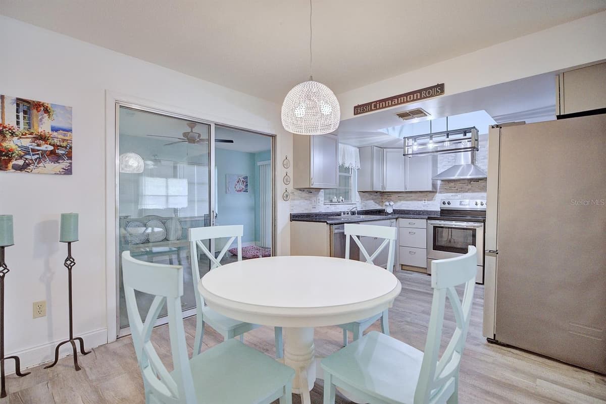 306 LARK TERRACE — photo 8 of 27