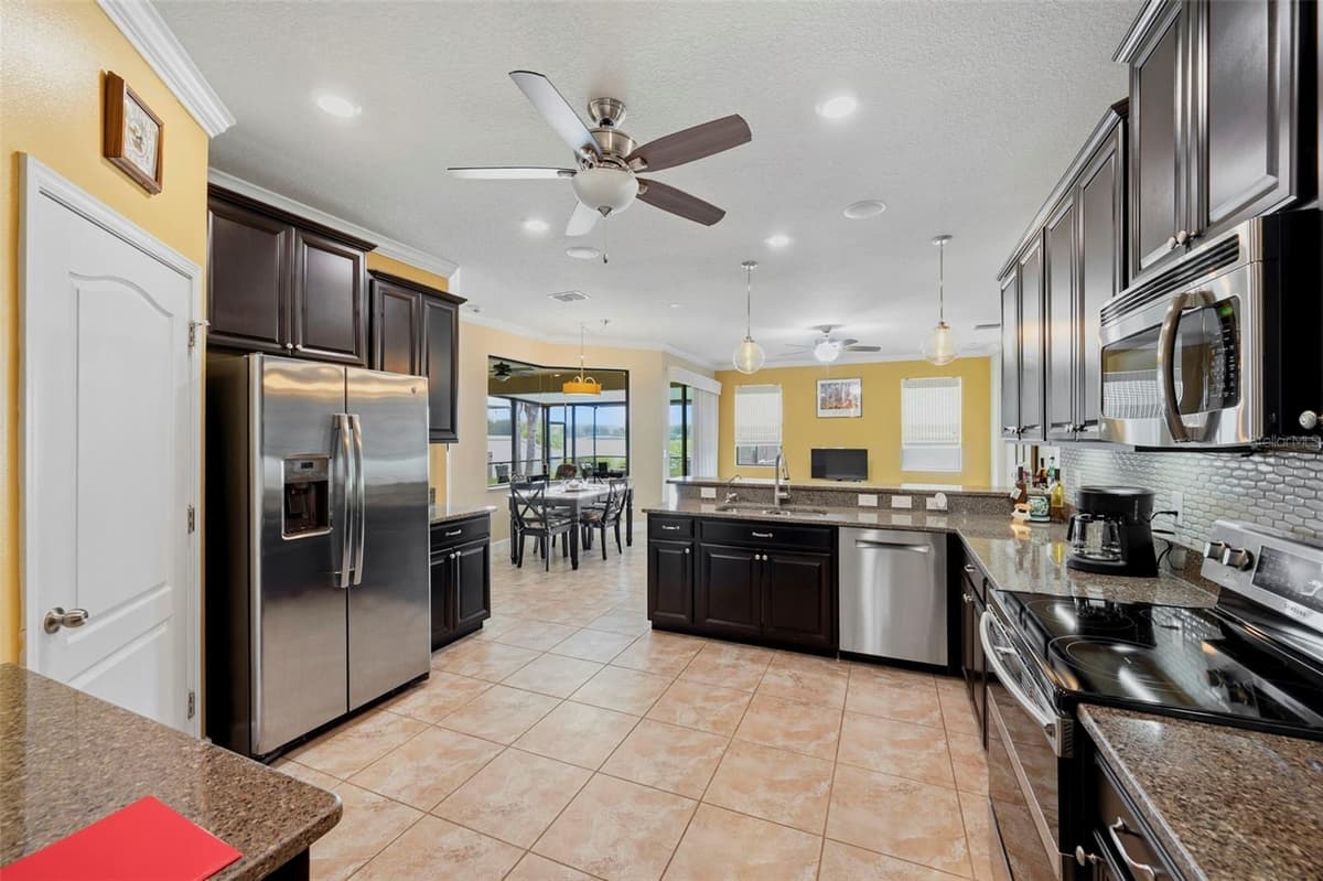 5009 JAGGED CLOUD DRIVE — photo 25 of 84