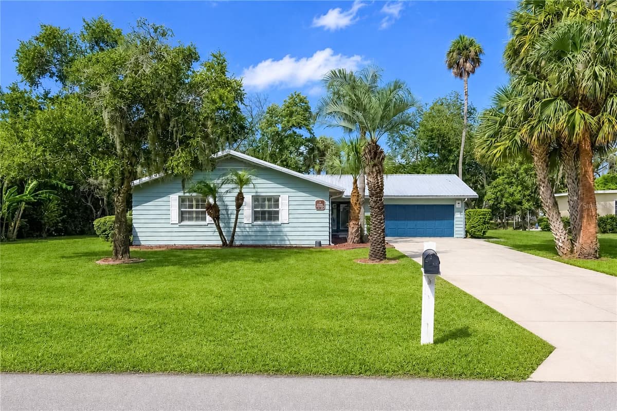 2178 WATERSEDGE DRIVE — photo 4 of 79