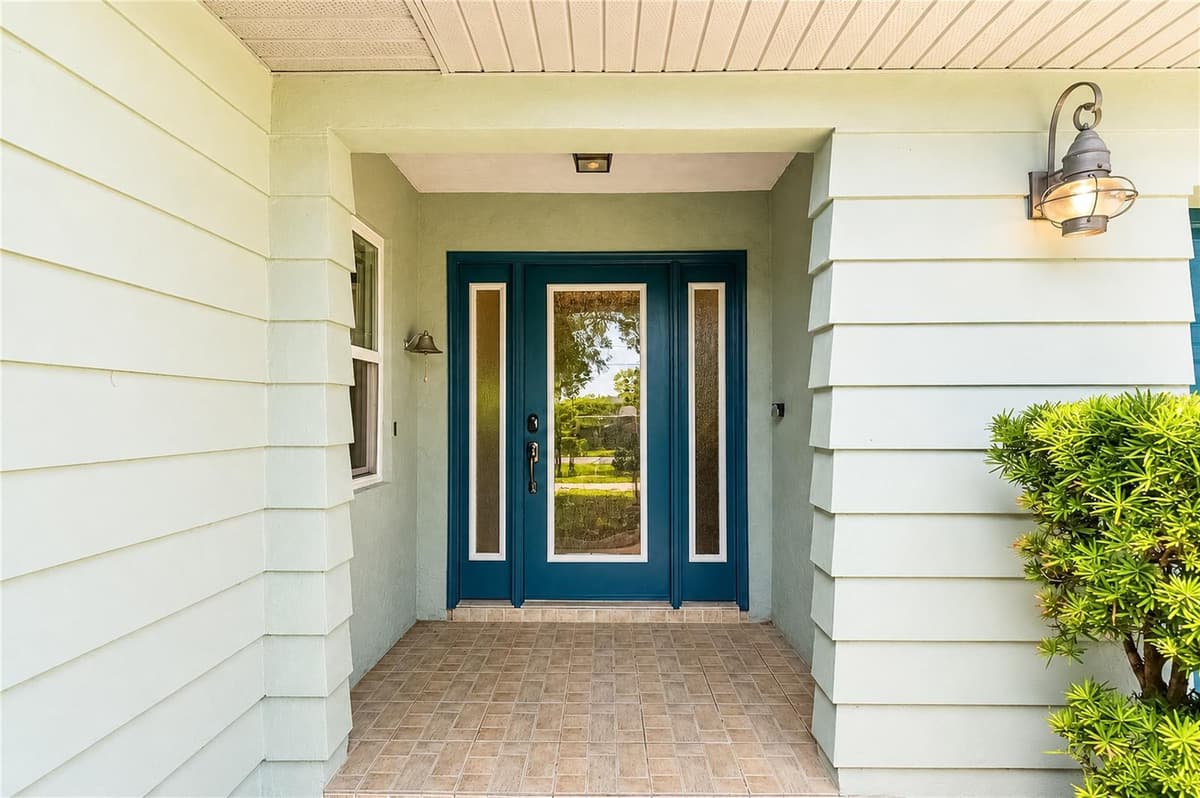 2178 WATERSEDGE DRIVE — photo 10 of 79
