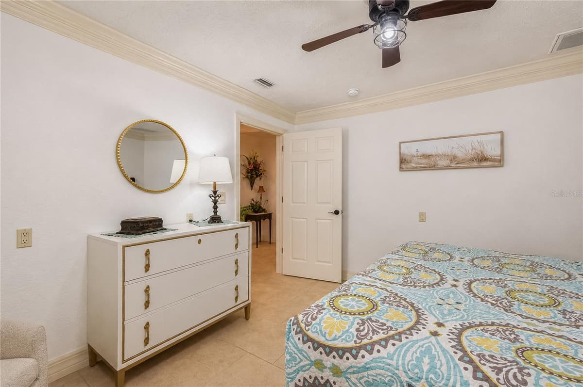 2178 WATERSEDGE DRIVE — photo 33 of 79