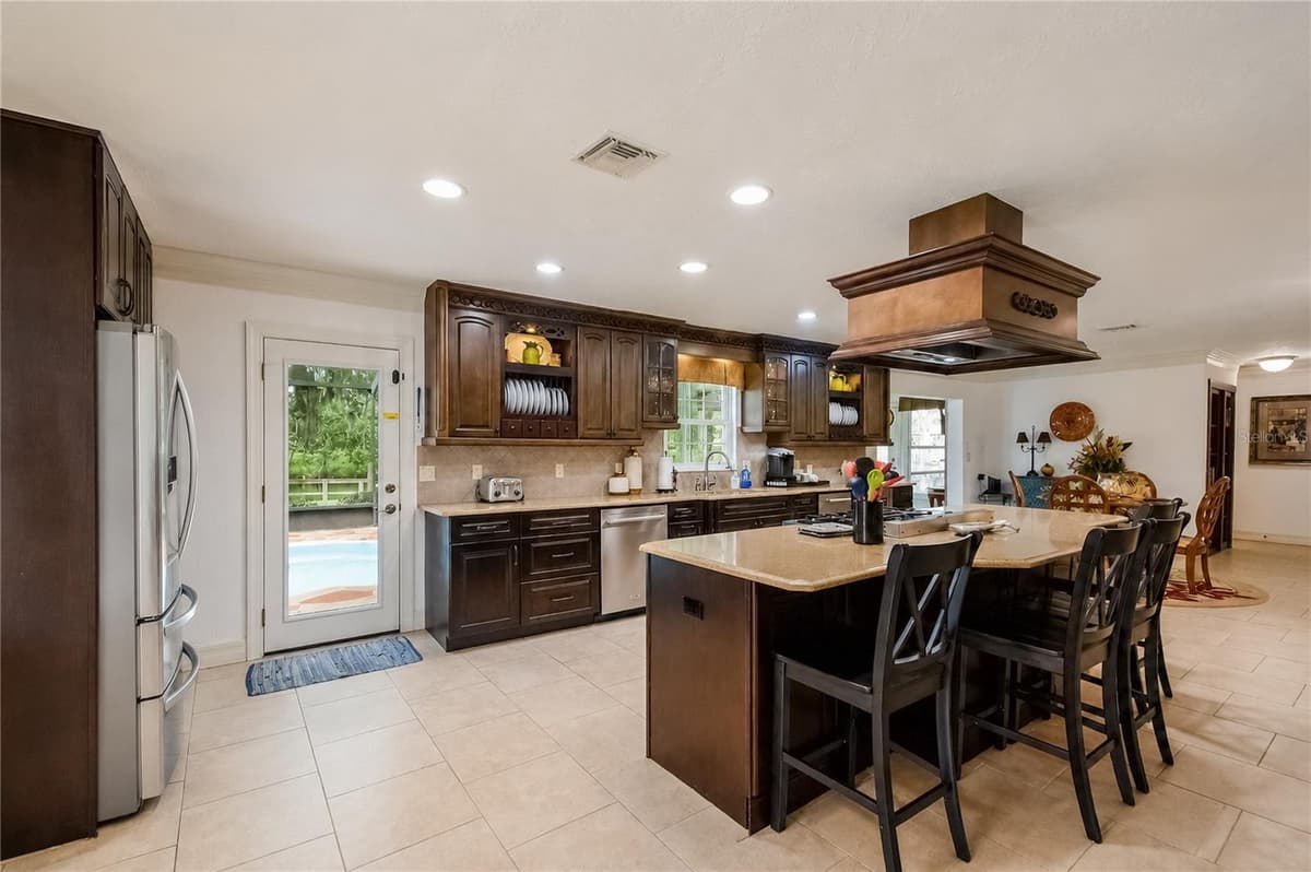2178 WATERSEDGE DRIVE — photo 12 of 79