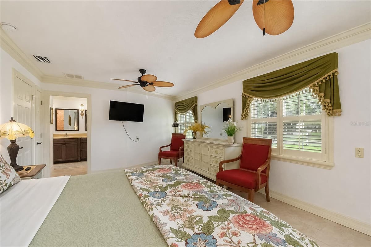 2178 WATERSEDGE DRIVE — photo 38 of 79