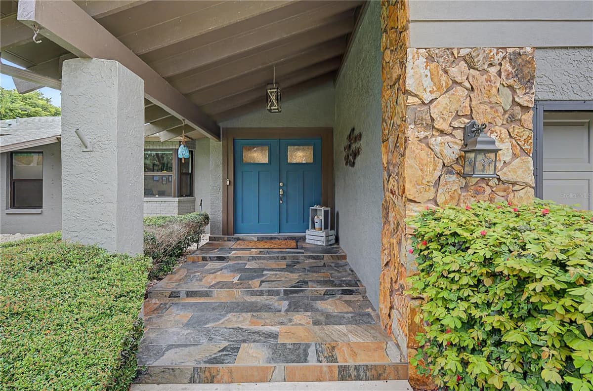 1706 AVOCA DRIVE — photo 4 of 60