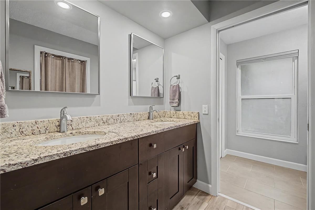 1706 AVOCA DRIVE — photo 29 of 60