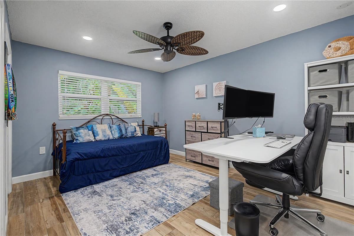 1706 AVOCA DRIVE — photo 33 of 60
