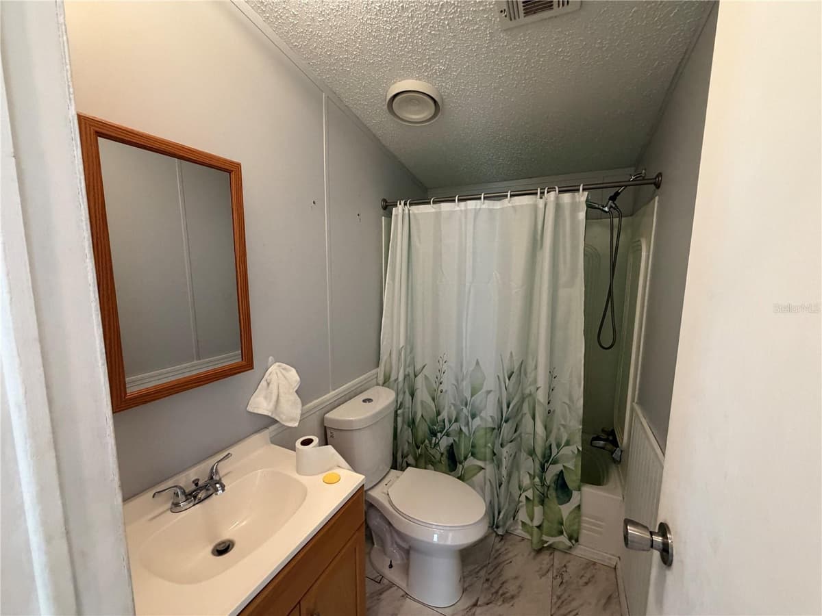 17828 ALEXSON STREET — photo 11 of 29