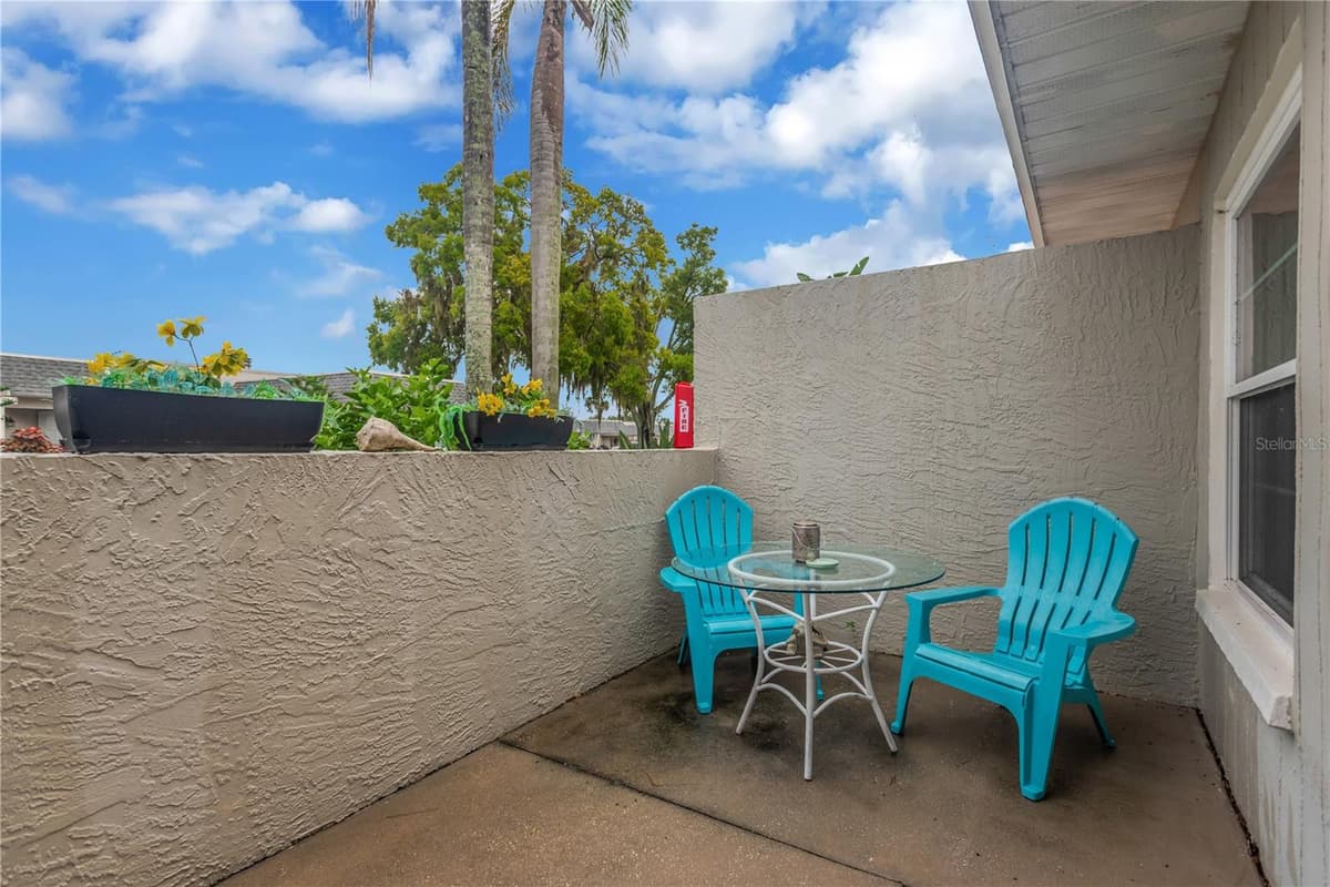3943 TROPHY BOULEVARD — photo 26 of 28