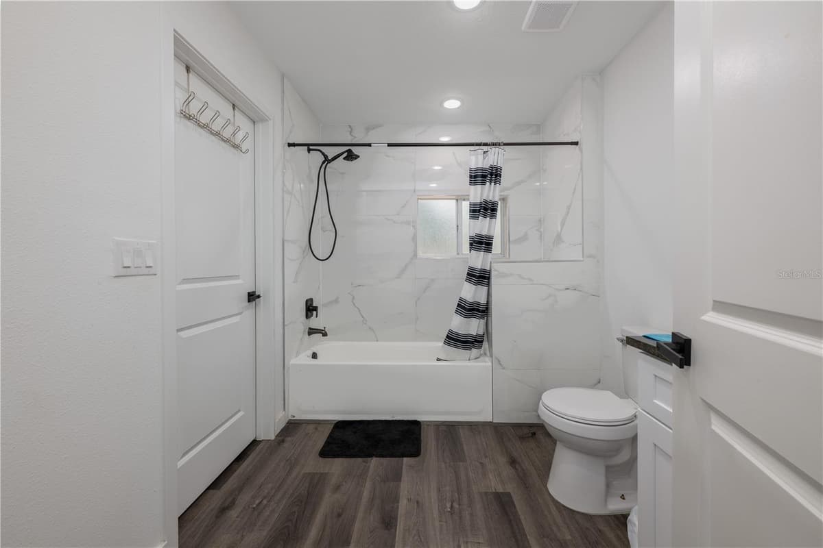 2278 MAINE STREET — photo 15 of 23