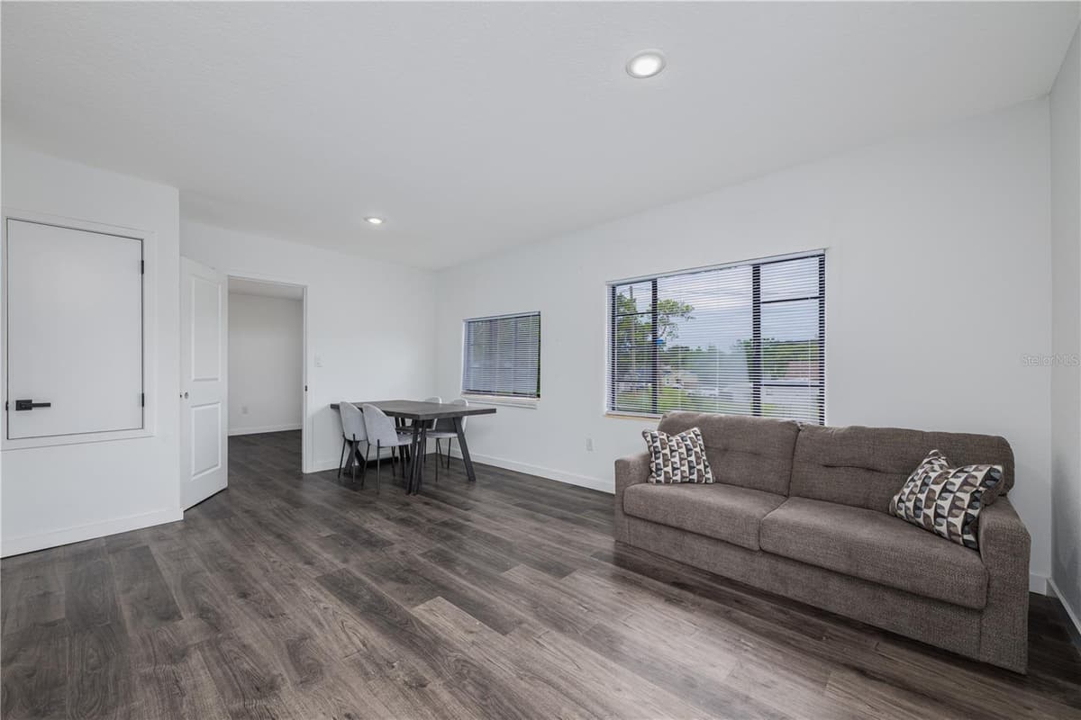 2278 MAINE STREET — photo 10 of 23