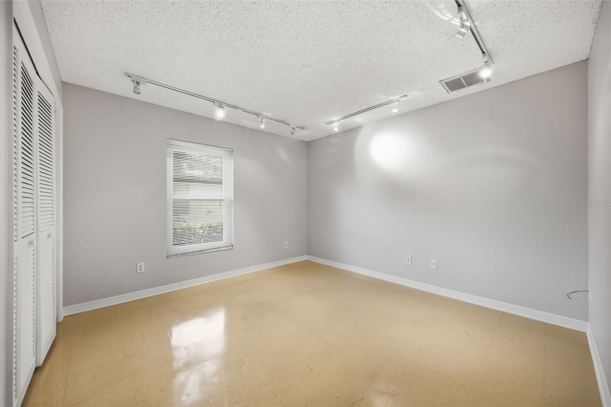 16416 WINDSOR PARK DRIVE — photo 30 of 71