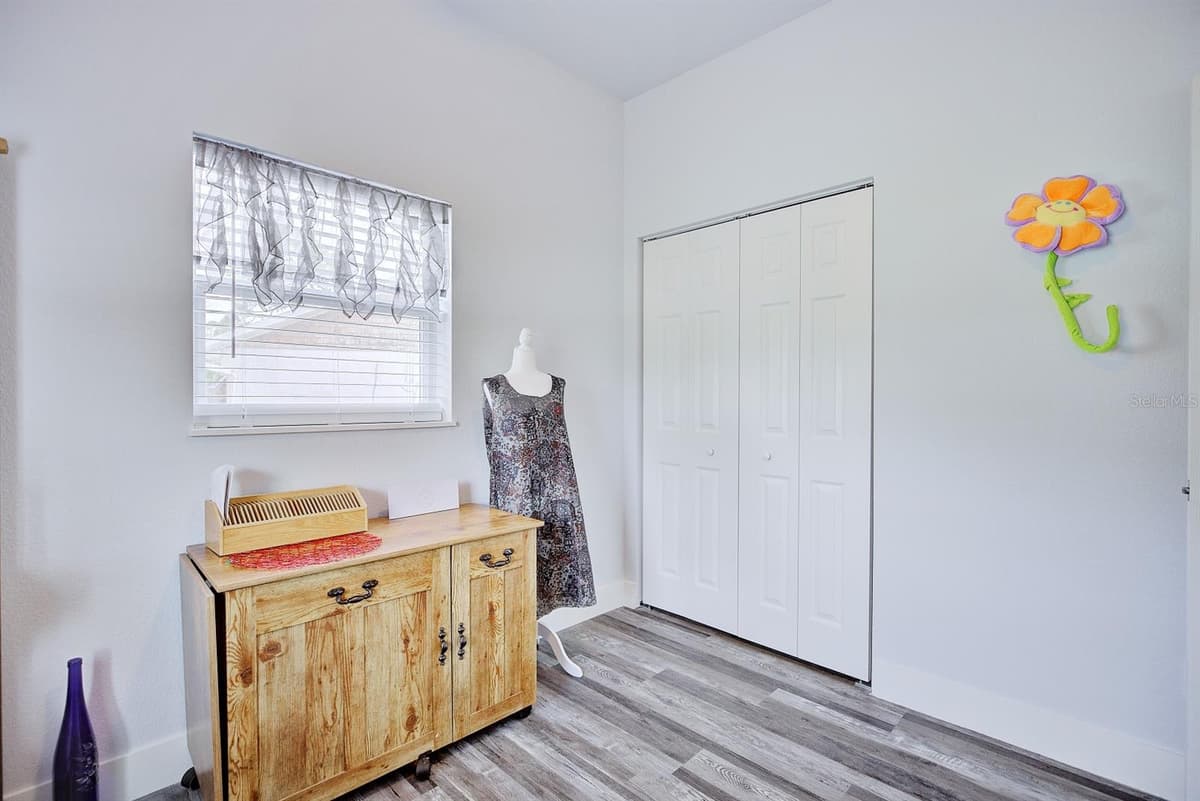 230 CANAL WAY — photo 8 of 14
