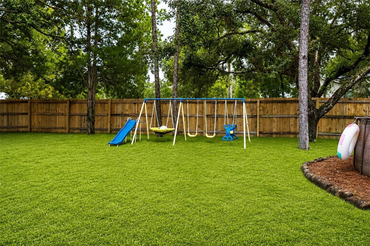 5108 FIELD STREET — photo 8 of 25