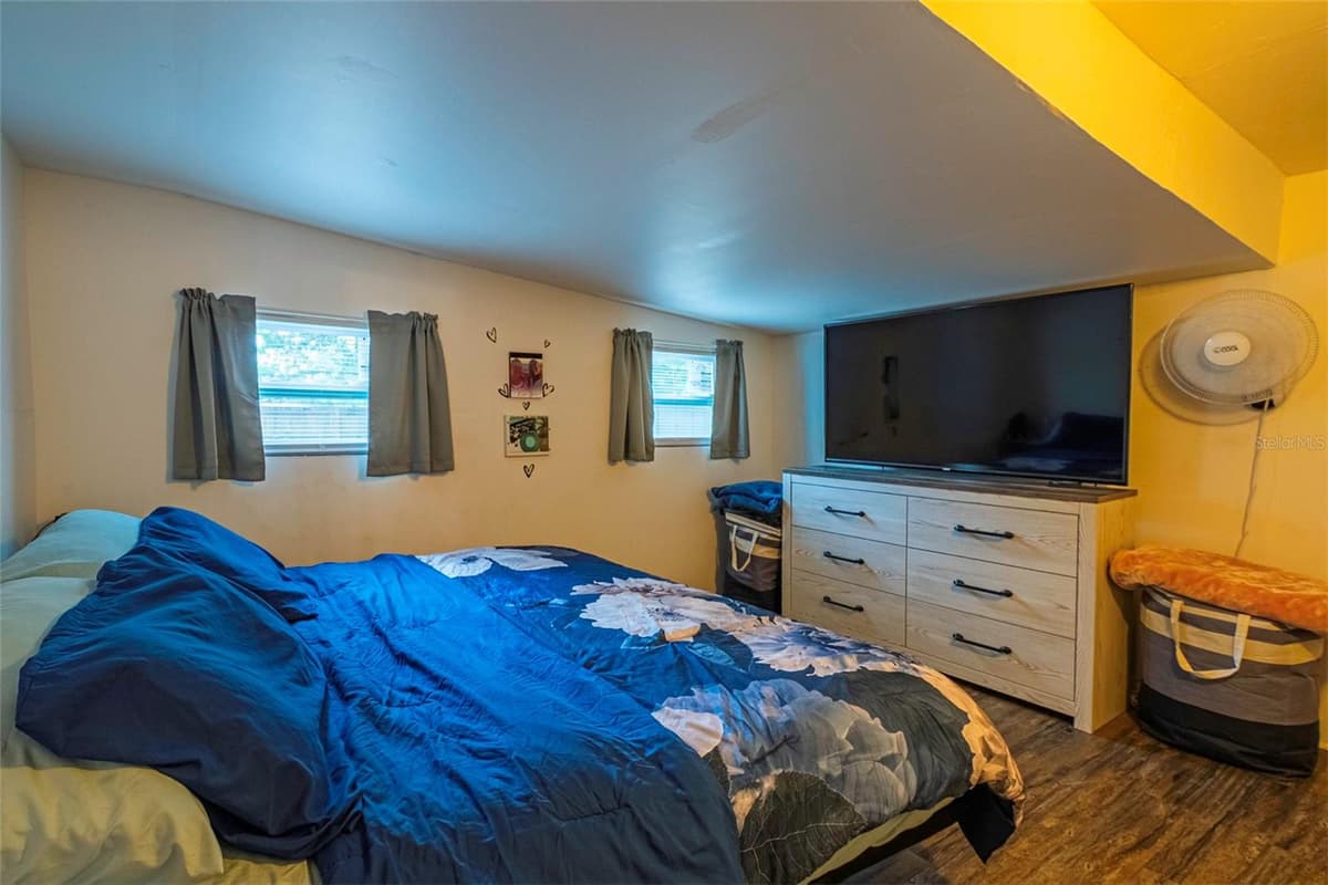 5108 FIELD STREET — photo 15 of 25