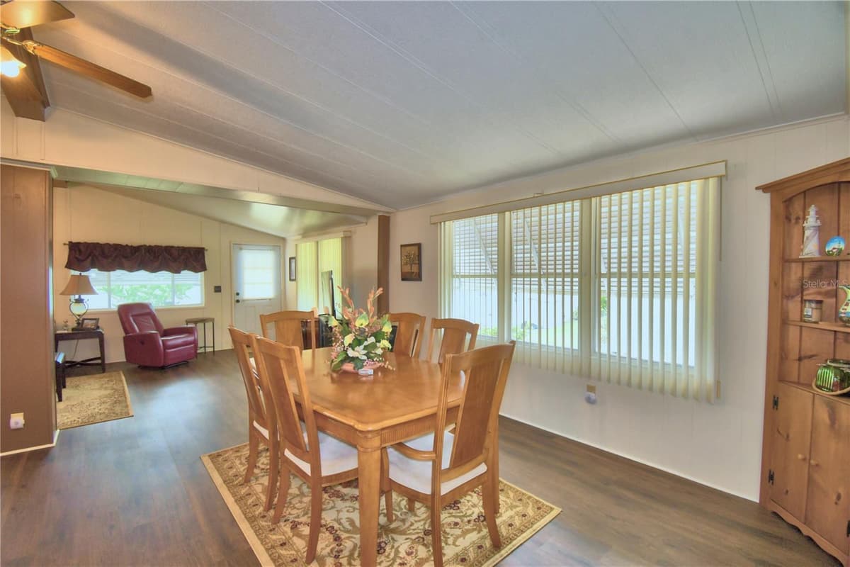 4234 ROLLING OAKS DRIVE — photo 11 of 76