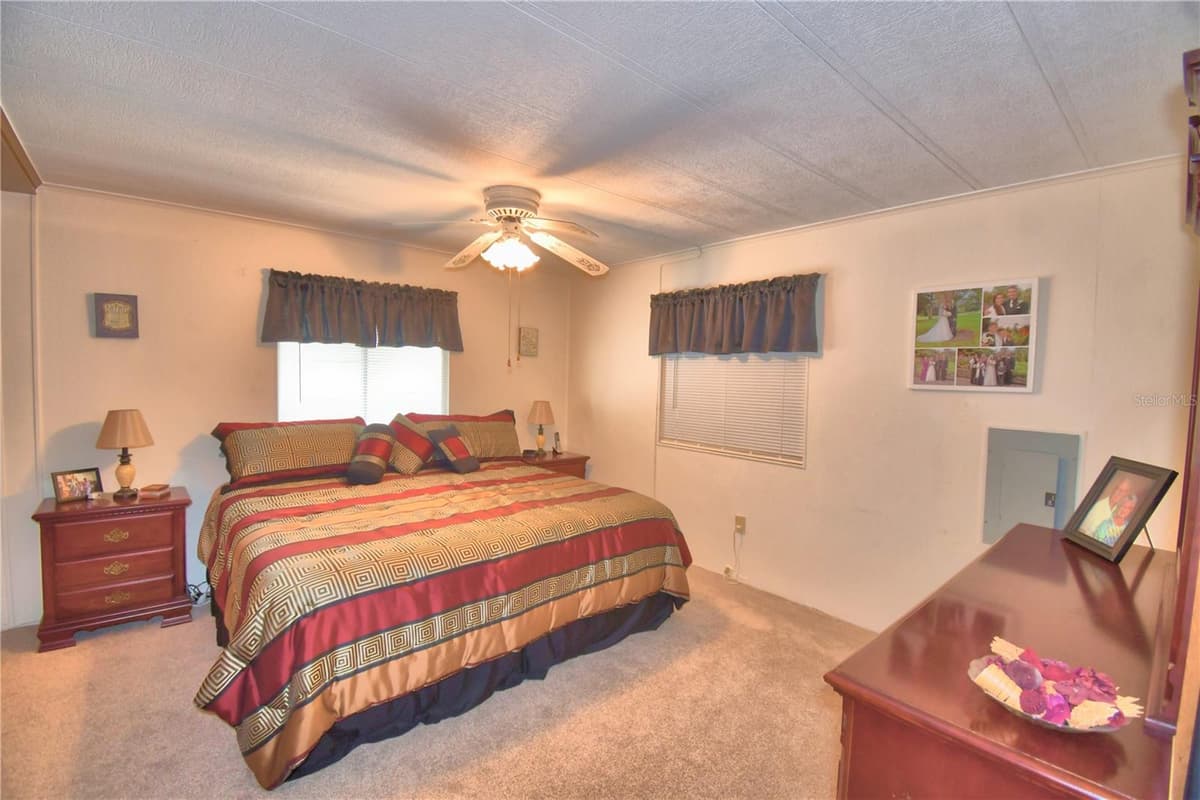 4234 ROLLING OAKS DRIVE — photo 27 of 76