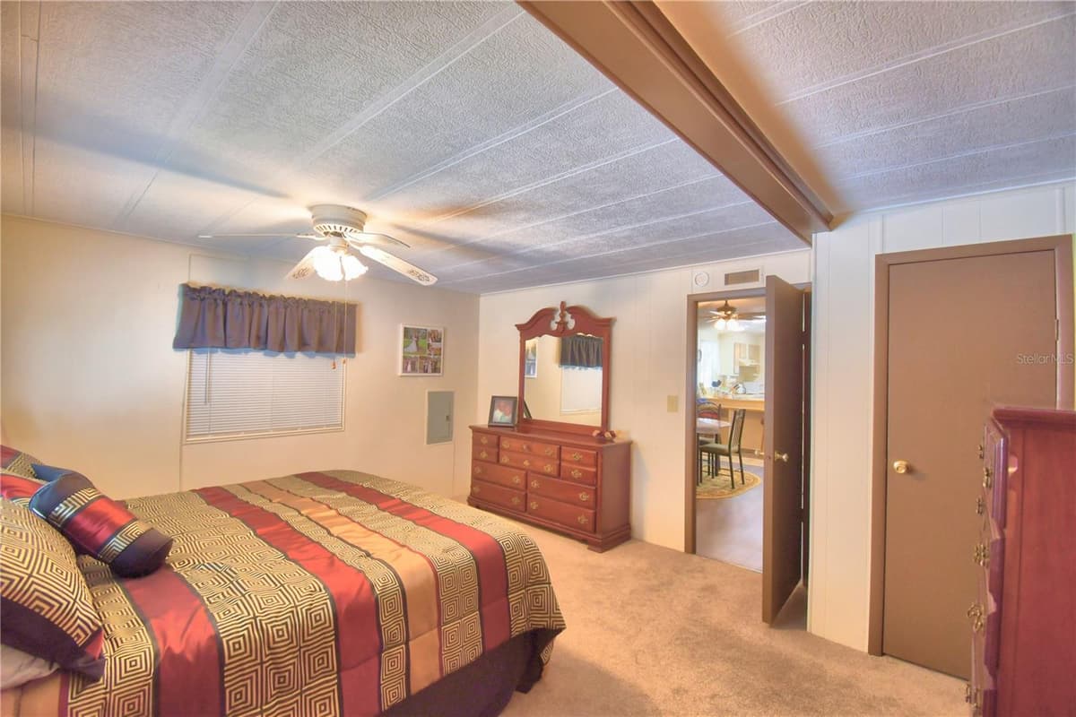 4234 ROLLING OAKS DRIVE — photo 30 of 76