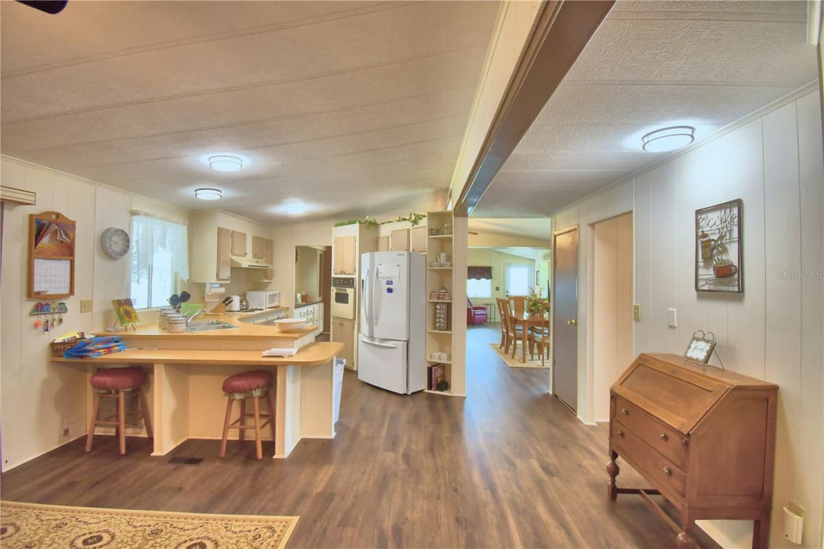 4234 ROLLING OAKS DRIVE — photo 35 of 76