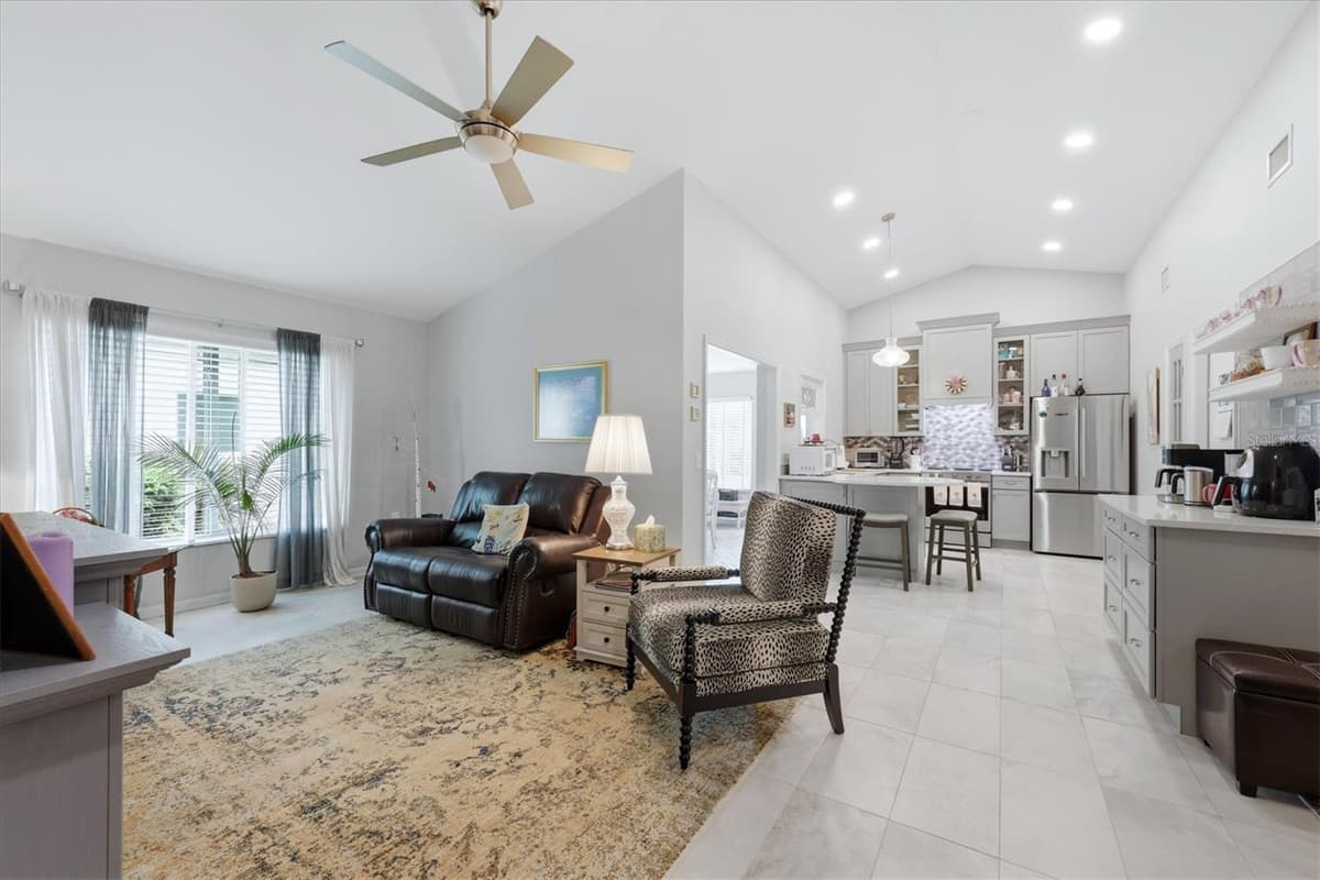 516 WEKIVA RIVER COURT — photo 10 of 39