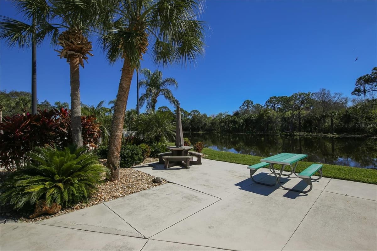 516 WEKIVA RIVER COURT — photo 32 of 39