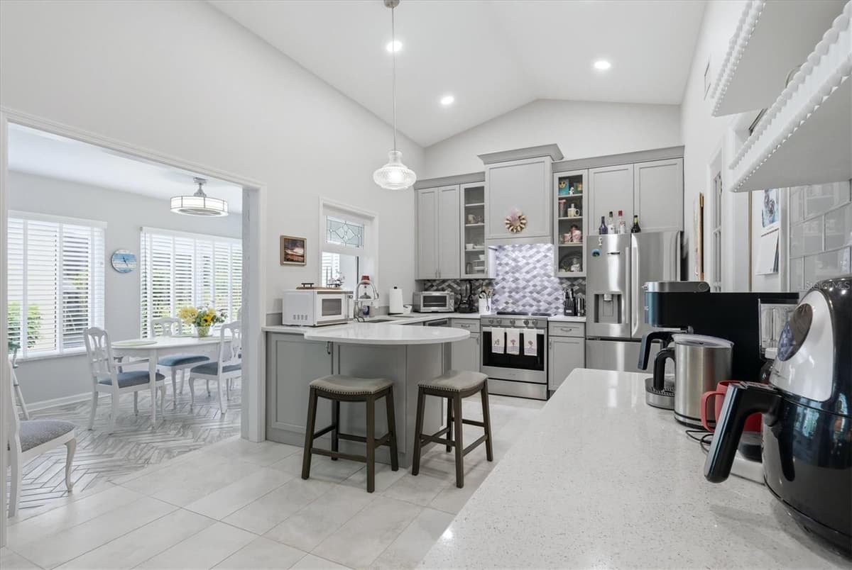 516 WEKIVA RIVER COURT — photo 12 of 39