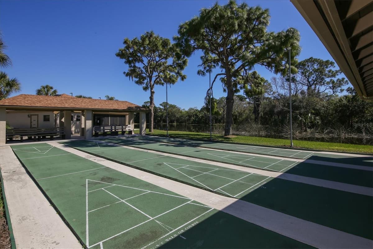516 WEKIVA RIVER COURT — photo 36 of 39
