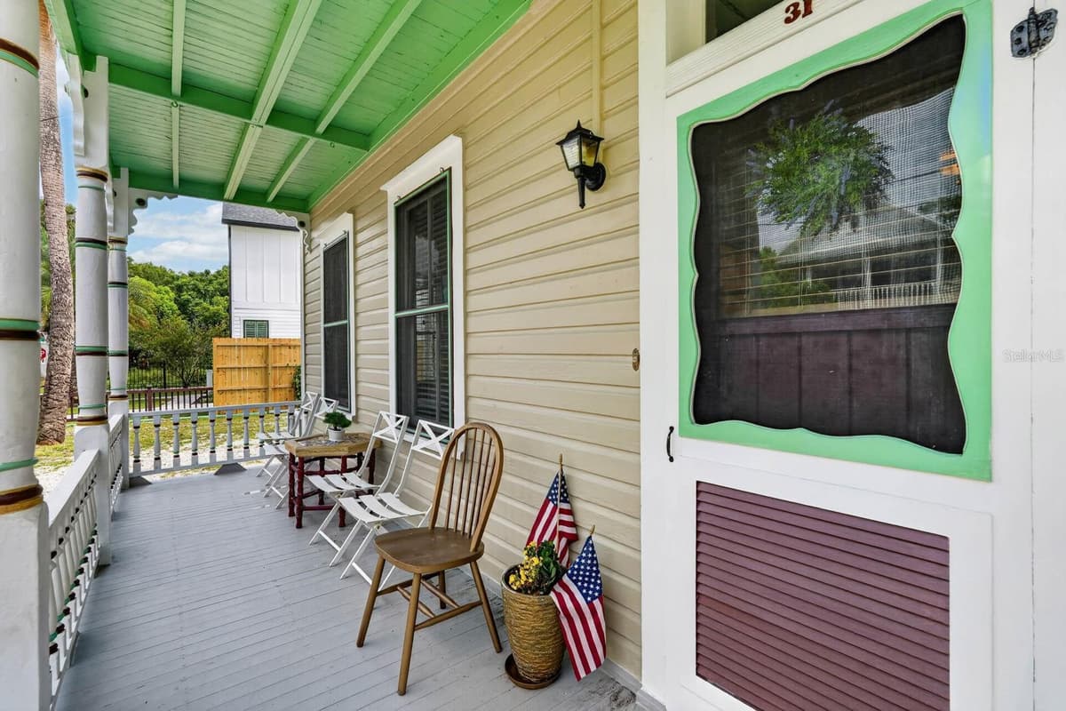 31 SANFORD STREET — photo 8 of 64