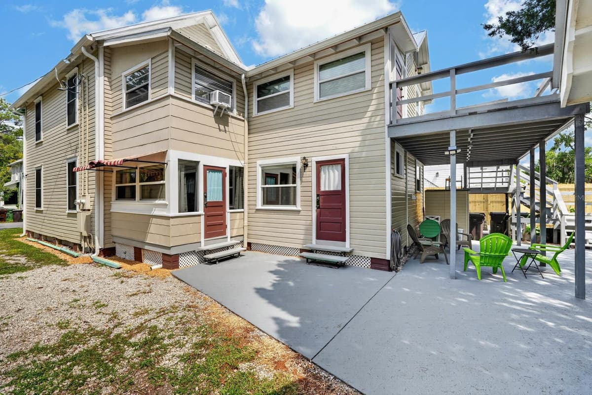 31 SANFORD STREET — photo 7 of 64