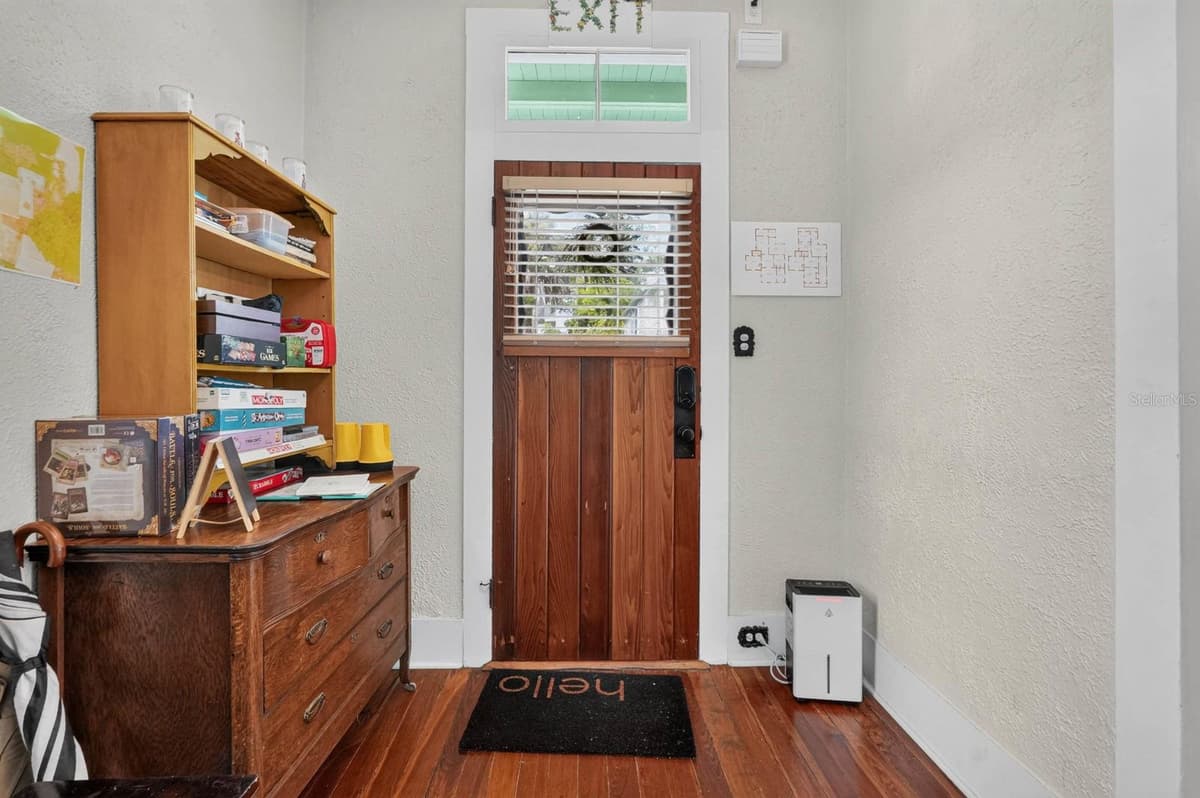 31 SANFORD STREET — photo 10 of 64