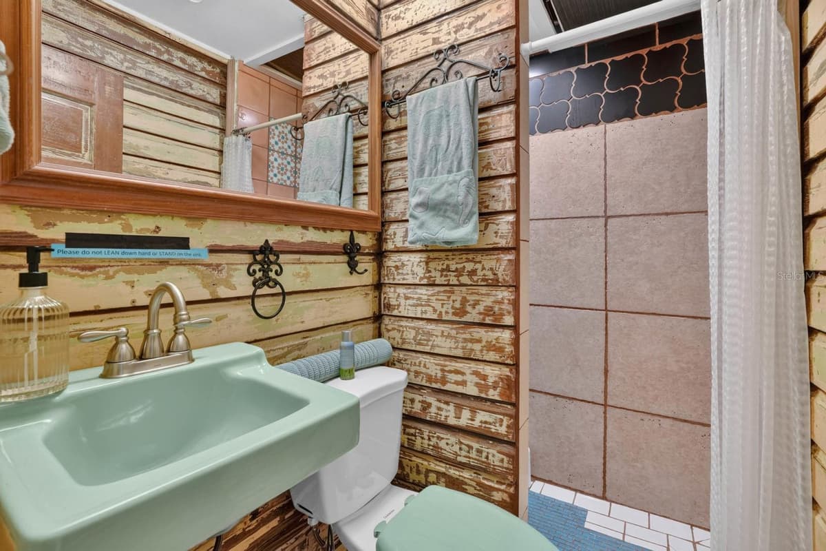 31 SANFORD STREET — photo 45 of 64