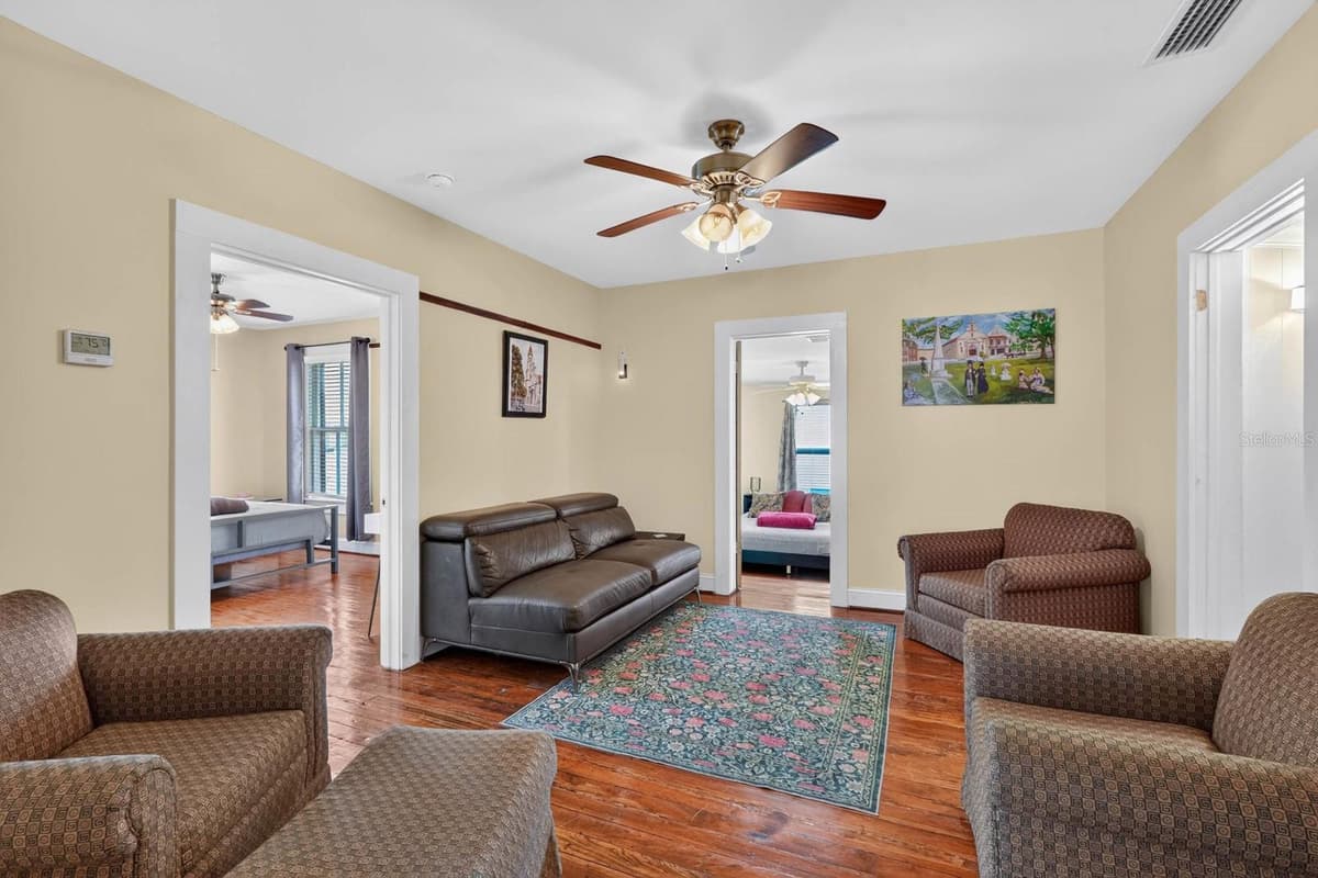 31 SANFORD STREET — photo 12 of 64