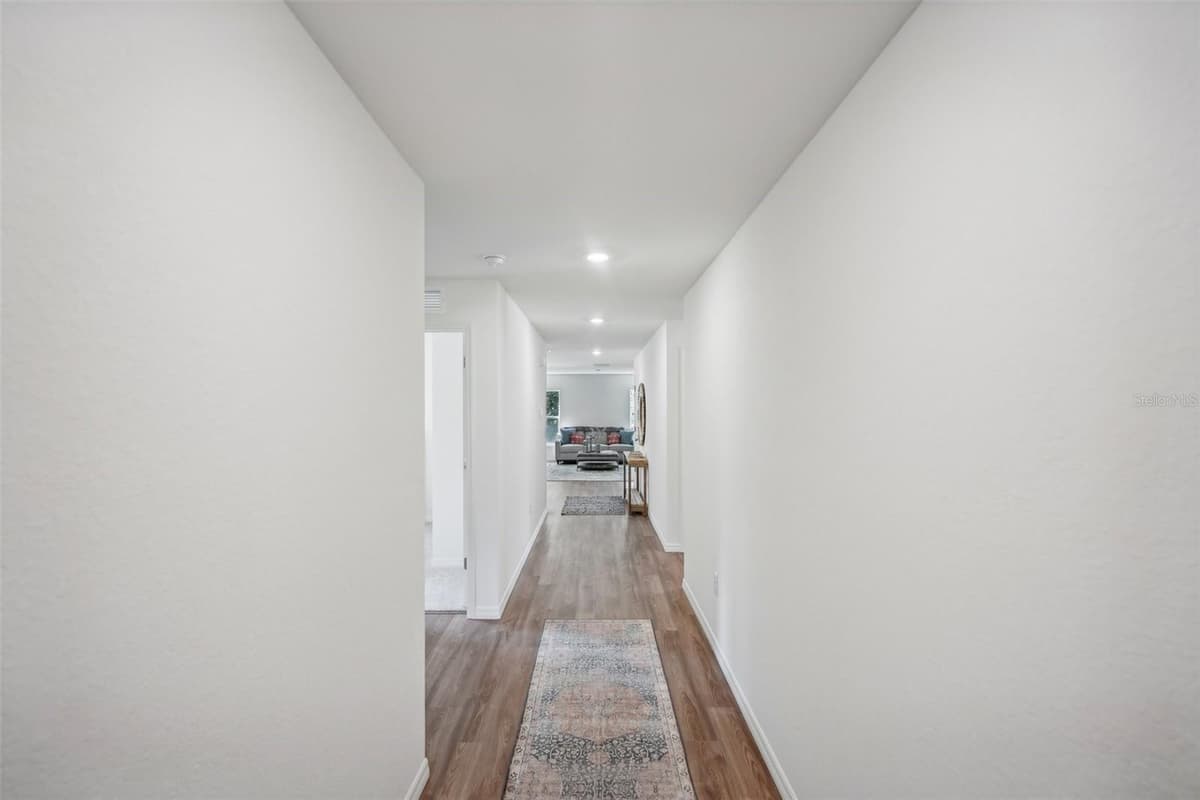 777 CROFT AVENUE — photo 13 of 38