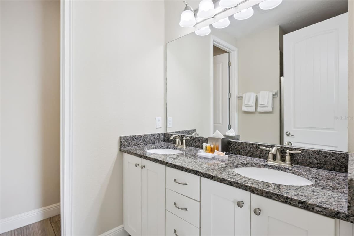 341 PENDANT COURT — photo 21 of 63